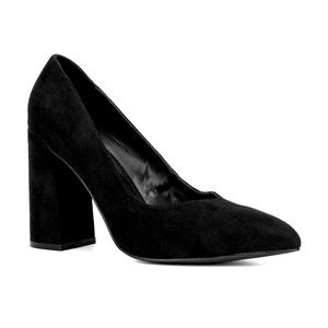 10W- Fashion to Figure- Penelope Faux Suede Pumps